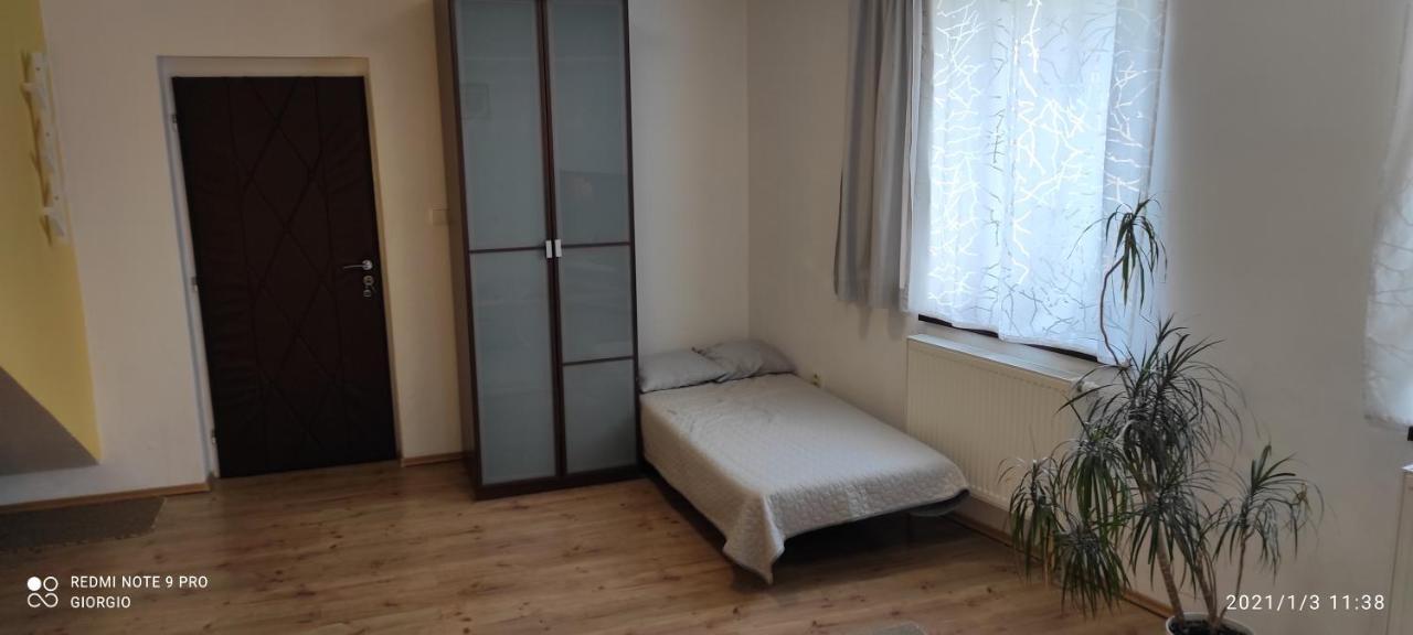 Ubytovanie City Apartman Martinske Hole Exterior photo